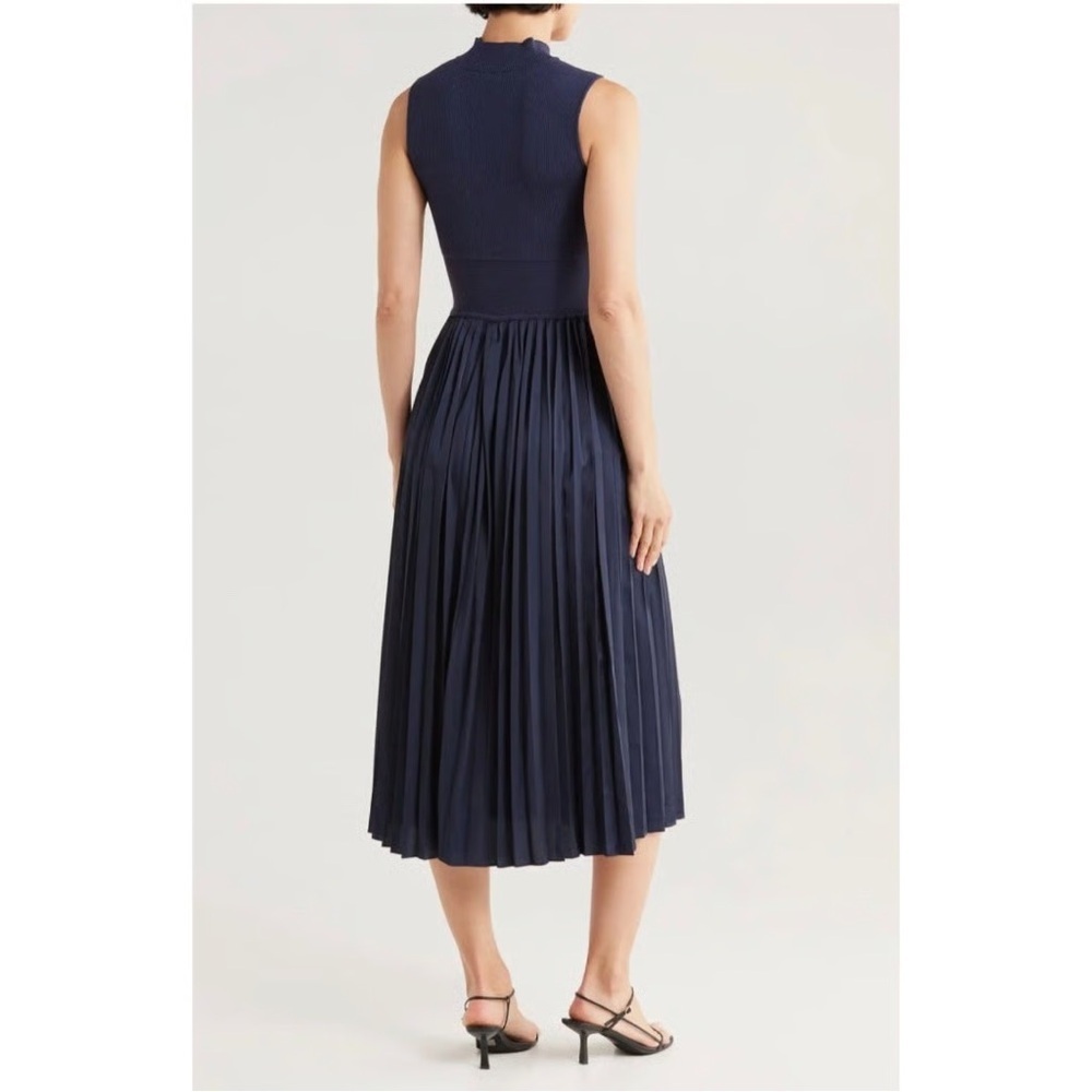 NWT Derek Lam Maizie Mock Neck Pleated Navy Sweater Dress - Size Medium - Picture 3 of 8